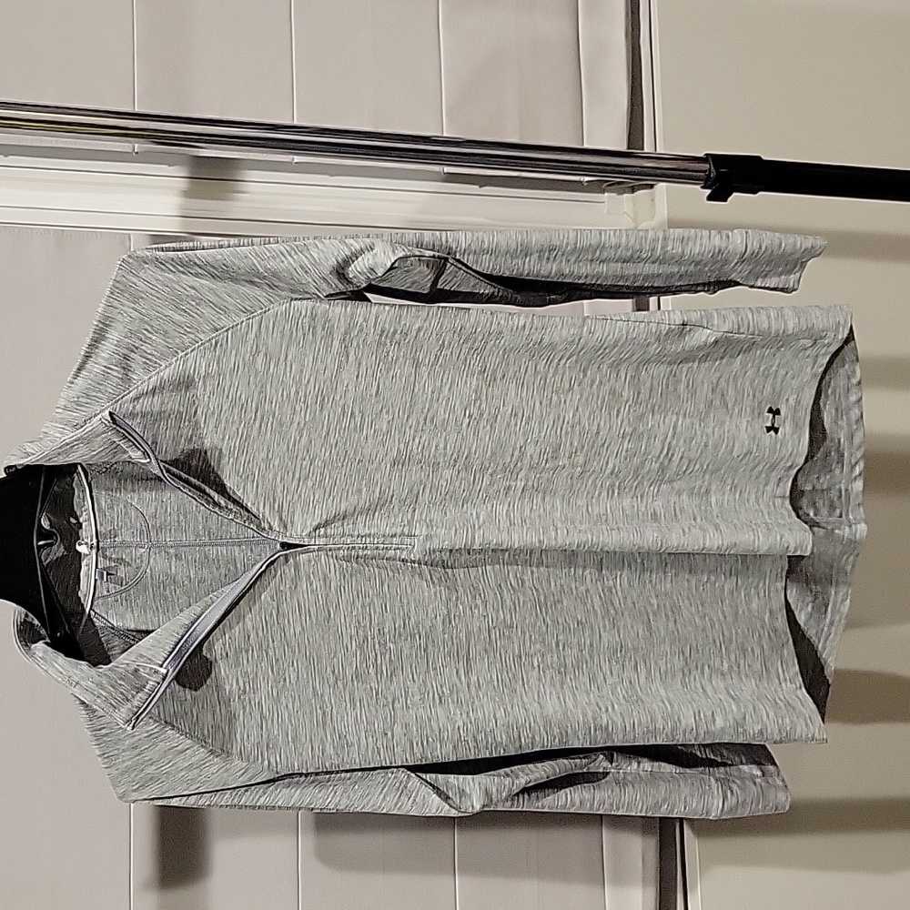 Womens Underarmour 1/4 zip large